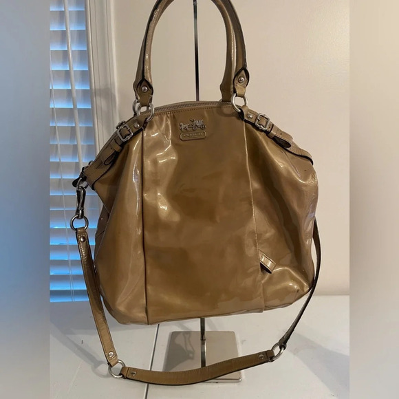 Coach Madison Lindsey Patent Leather Satchel - Picture 1 of 8